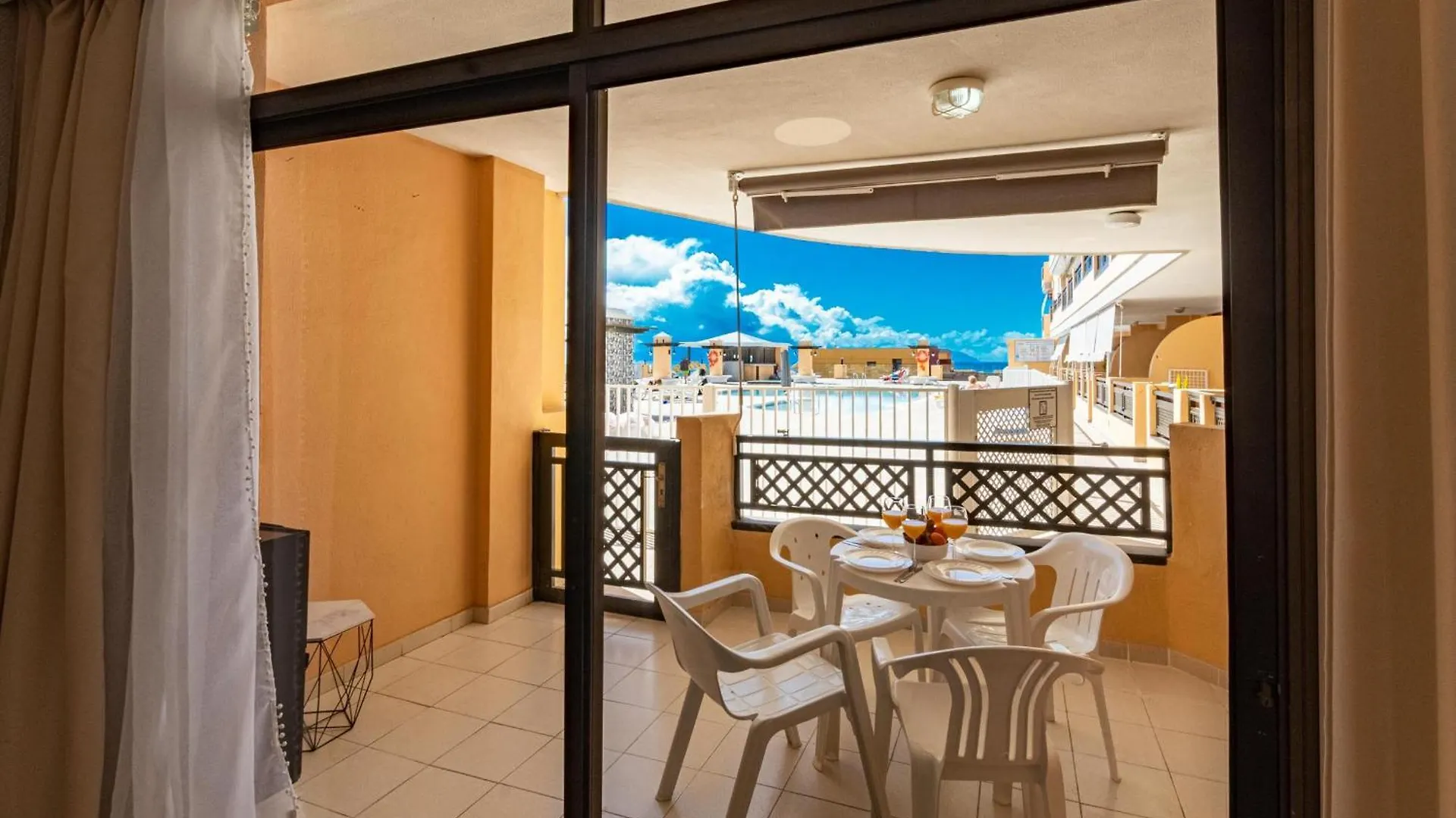 Sunset Flower Apt By Dream Homes Tenerife Puerto de Santiago  Lejlighed Puerto de Santiago (Tenerife)