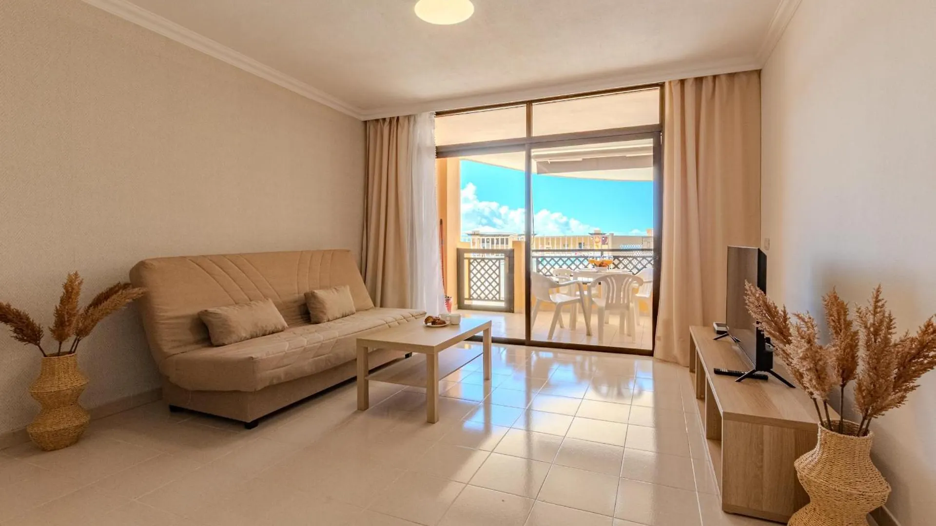 Sunset Flower Apt By Dream Homes Tenerife Puerto de Santiago  0*, Puerto de Santiago (Tenerife)